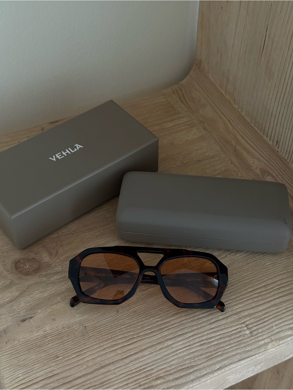 VEHLA Tortoiseshell Brown Sunglasses